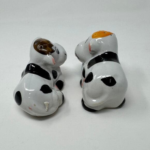 Vintage Holstein Cow Salt & Pepper Shaker Set 1970s Ceramic Hand Painted - Picture 2 of 6